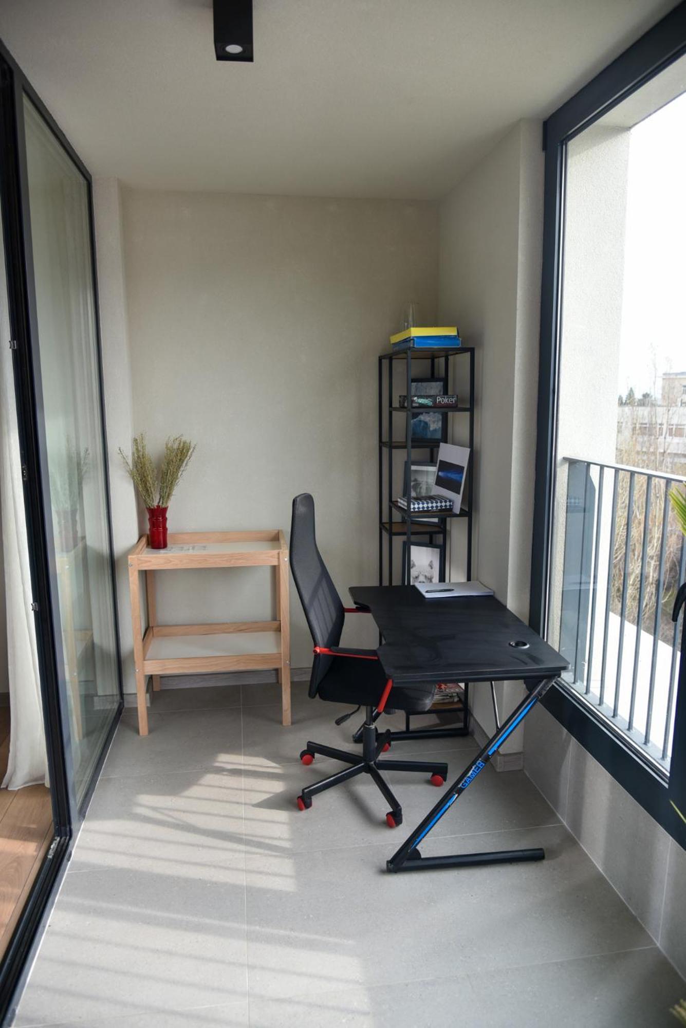 Sunlit Elegance Escape Apartment Varna ภายนอก รูปภาพ